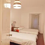 Appartement Terrace At Typical Bica And Chiado Lisboa