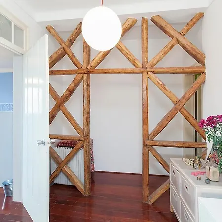 Terrace At Typical Bica And Chiado * Lisboa